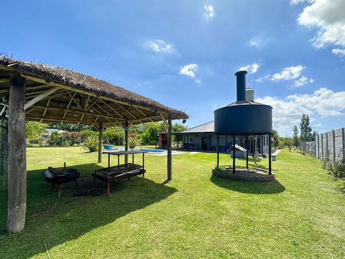 Quinta En Venta En Viejos Ombues