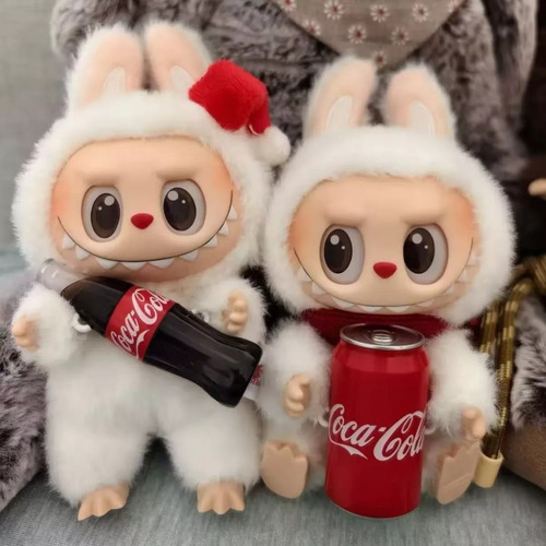 Figura Sorpresa Monster Labubu Coca Cola Generico
