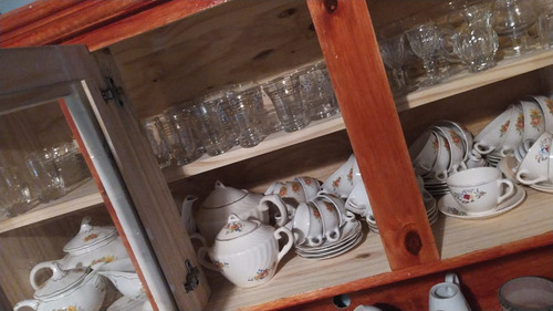Modular Comedor Vajillero 6 Puertas 3 Cajones Pino Pintado Blanco (Usado)