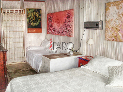 Casa En Manantiales 3 Dormitorios Con Parrillero-ref:33924