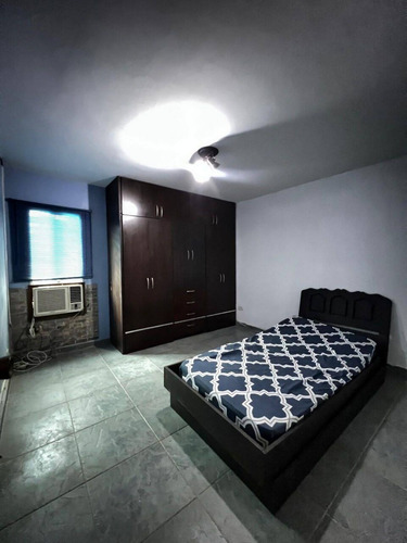 En Alquiler Apartamento, En El Conjunto Residencial Valparaíso, San Diego; 300$ Mml Solo Clientes