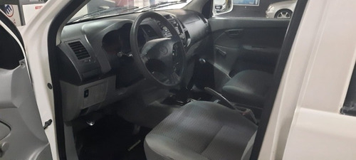 Imagen 7 de 10 de Toyota Hilux 2.5 D/c 4x2