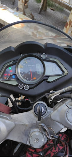 Imagen 11 de 17 de Bajaj Rouser Rs 200