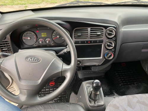 Kia K2900