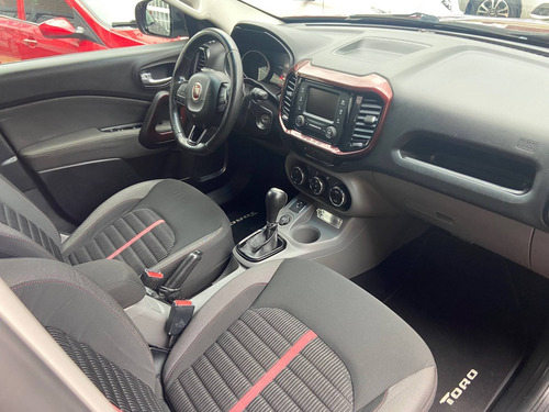 Imagem 4 de 9 de Fiat Toro 1.8 16v Evo Flex Freedom Open Edition Plus At6