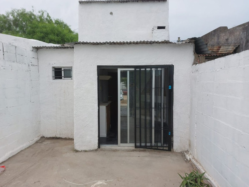 Publicado 21/02/25 Vende 2 Casas De 1 Dormitorio, Cocina, Baño Y Patio A. Burguez 822
