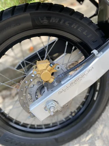 Xre 300