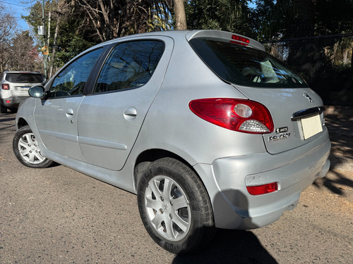 Peugeot 207 1.4 Active 75cv