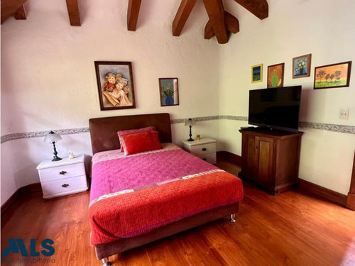 Hermosa Casa Con Excelente Vista Y Ubicación(mls#243503)