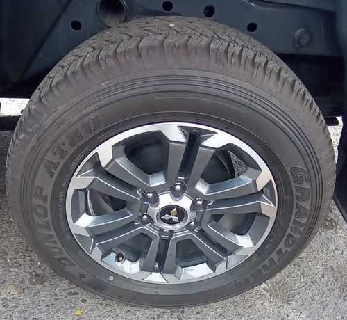 Imagen 10 de 10 de Mitsubishi L200 Sportero