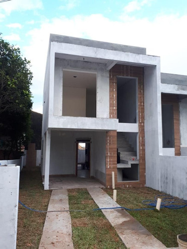 Sobrado Com 3 Dormitórios À Venda, 112 M² Por R$ 335.000,00 - Ingleses Norte - Florianópolis/sc - So0863