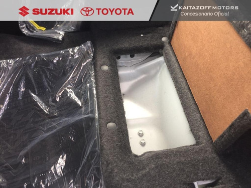 Imagen 14 de 15 de Toyota Hilux Srv 4x2 2022 0km