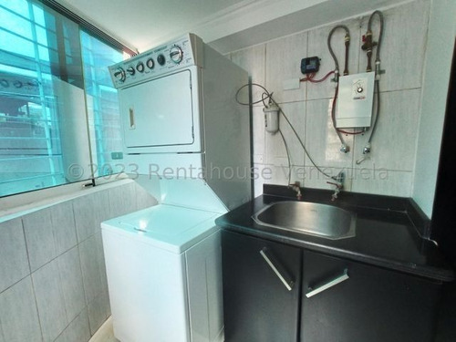 Imagen 16 de 27 de Apartamento En Venta Urb El Bosque, Maracay 23-19573 Hc
