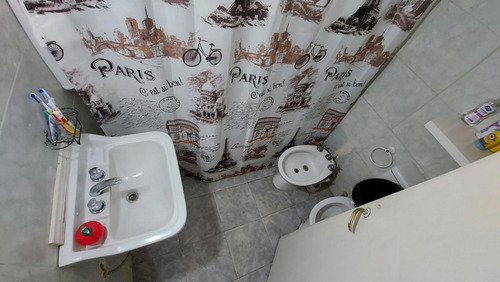 Imagen 13 de 18 de Casa 3 Ambientes Moron
