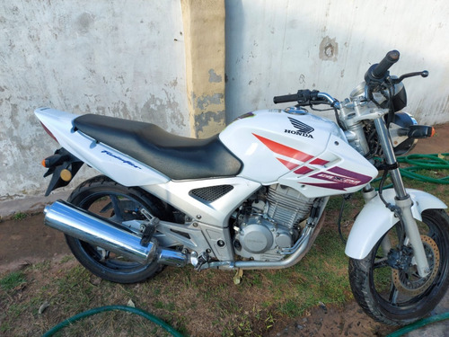 Imagen 2 de 7 de Honda Twister 250