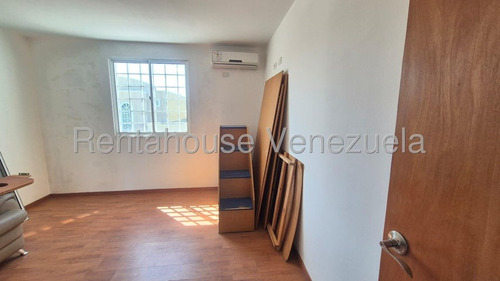 Estefani Salon Vende Casa En Ciudad Roca-lara-25-9282