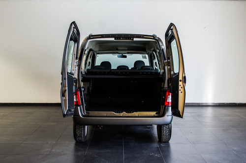 Imagen 12 de 17 de Citroën Berlingo Multispace Xtr Hdi 2022 0km
