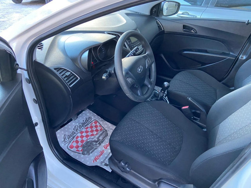 Imagem 6 de 14 de Hyundai Hb20 1.0 Comfort Flex Manual