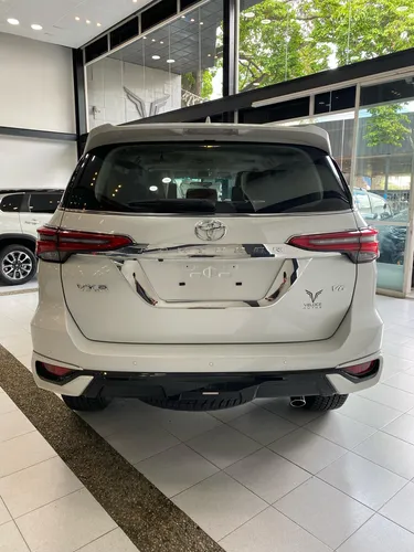 Toyota Fortuner Vx.r 2025