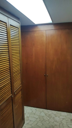 Imagen 8 de 10 de Amplia Residencia