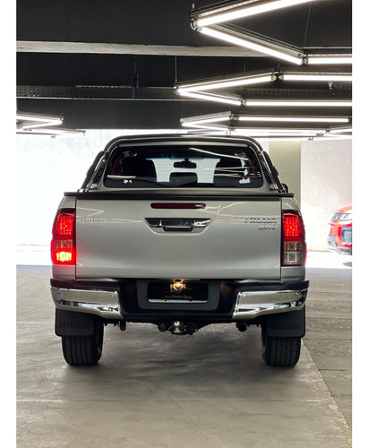 Toyota Hilux 2.8 SRV 4X4 CD 16V DIESEL 4P AUTOMÁTICO