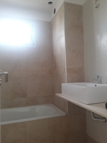 Imagen 12 de 13 de Departamento En Venta En Lanus Oeste