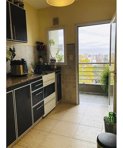 Venta: Dpto 2 Ambientes + Cochera - Calle Murias - Caseros