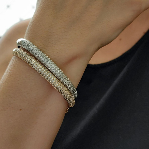 Bracelete Cravejado Luxo 4 Fileiras Zircônia Fecho Trava Comprimento 66.04 Cm Cor Dourado Diâmetro 13 Cm