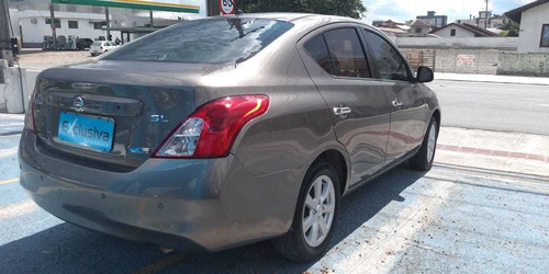 Nissan Versa 1.6 16v Sl (flex)