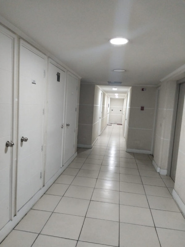 Arriendo Estudio Central ¡a Solo Pasos Del Metro Santa Ana!