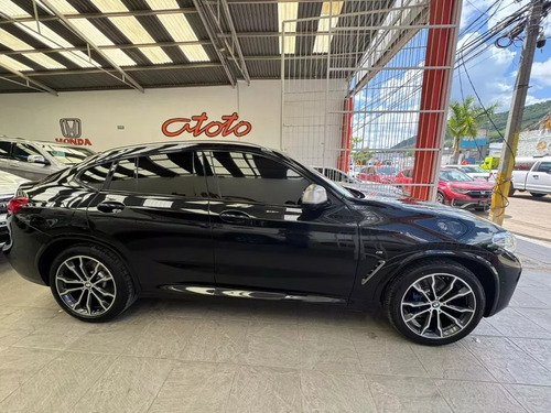 BMW X4 M40iA