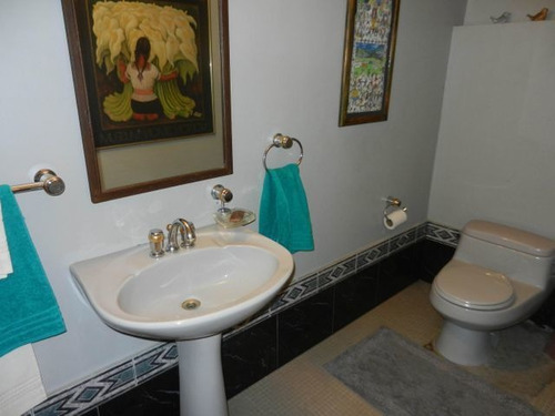 Imagen 5 de 14 de Casa En Venta En Lomas De Chuao, Caracas. Con Terraza Y Jardín. Código 21-1672 Mvg