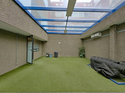 Casa Con Uso De Suelo Para Oficinas En Col. Acacias