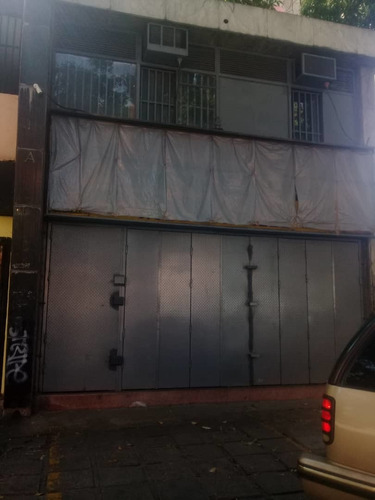 Imagen 2 de 14 de Locales En Venta Urb Los Chaguaramos