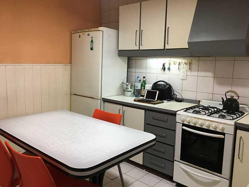 Imagen 3 de 9 de Dúplex 4 Ambientes Con Espacio Guardacoche