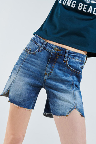 Short Azul Oscuro En Jean Con Aberturas En Frente Y Tiro Med