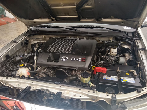 Toyota Hilux 3.0 Cd Srv 171cv 4x2 - B3