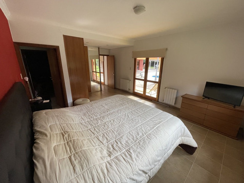 Excelente Casa Quinta- Barrio Esteban Echeverria