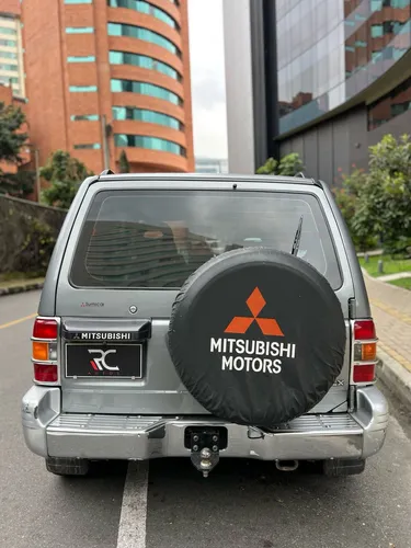 Mitsubishi Montero 3.0 V6