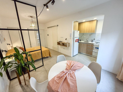 Departamento En Venta, 1 Ambiente. Zona Guemes