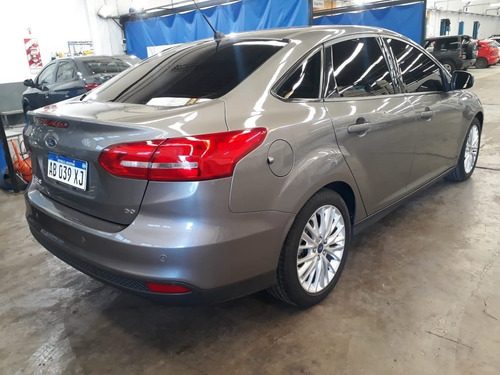 Imagen 5 de 15 de Ford Focus