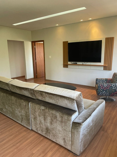 Casa Reformada E Ampliada Alto Padrao Joa