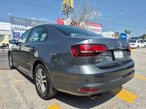 Volkswagen Jetta 2.5 Trendline Tiptronic At