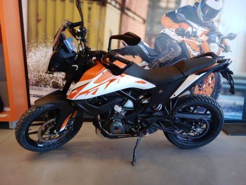 Imagen 6 de 22 de Motocicleta Ktm Adventure 250 2023 0km Blanca Con Naranja