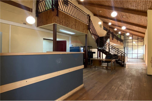 Imagen 4 de 30 de Planta De Oficinas De 860m2, Calle Aldunate, Temuco