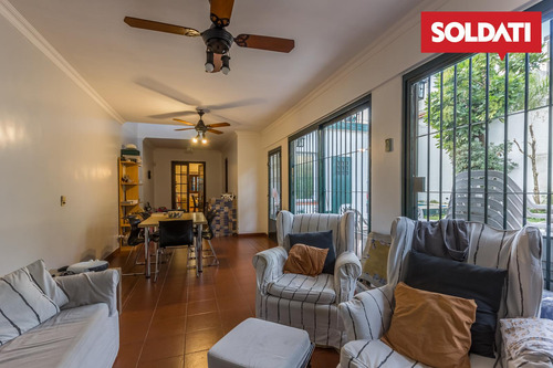 Venta - Casa 5 Ambientes Con Cochera Y Piscina - Vicente López