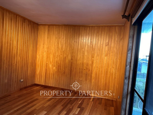 Casa En Excelente Ubicación, Teja Sur