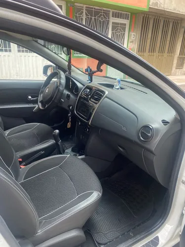 Renault Stepway 1.6 Intens