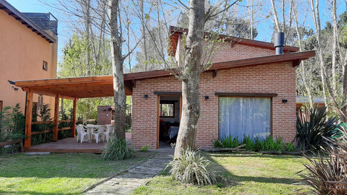 Costa Del Este Venta Impecable Chalet 3 Amb Con Parque