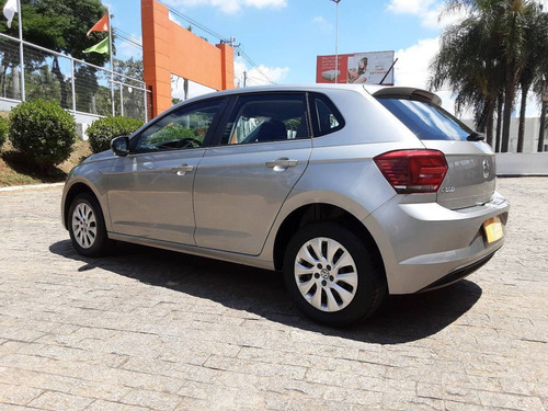 Volkswagen Polo 1.0 Mpi Total Flex Manual